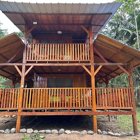 Gasthaus Mama Yeya Raices San Cipriano Exterior foto